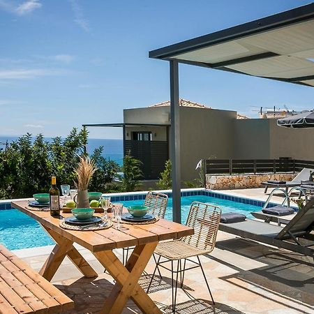 Villa Blue Sea Spathíon 外观 照片