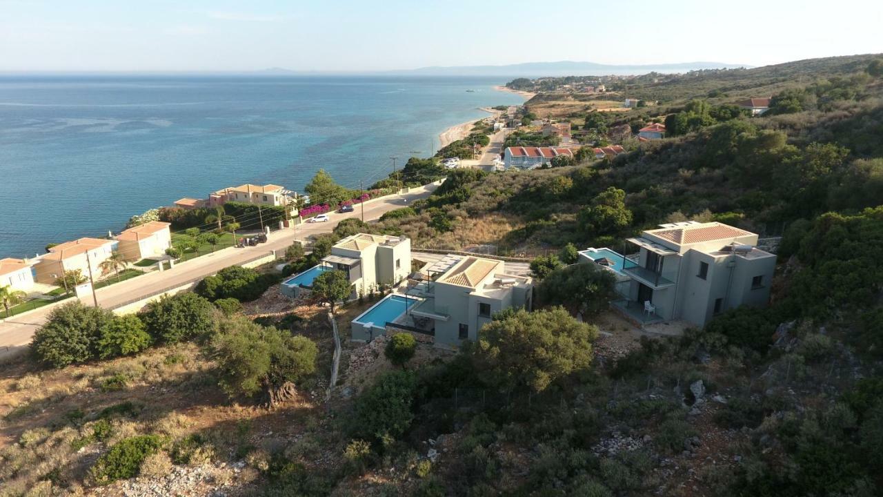 Villa Blue Sea Spathíon 外观 照片