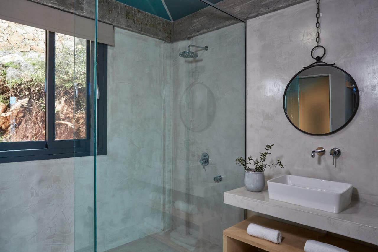 Villa Blue Sea Spathíon 外观 照片