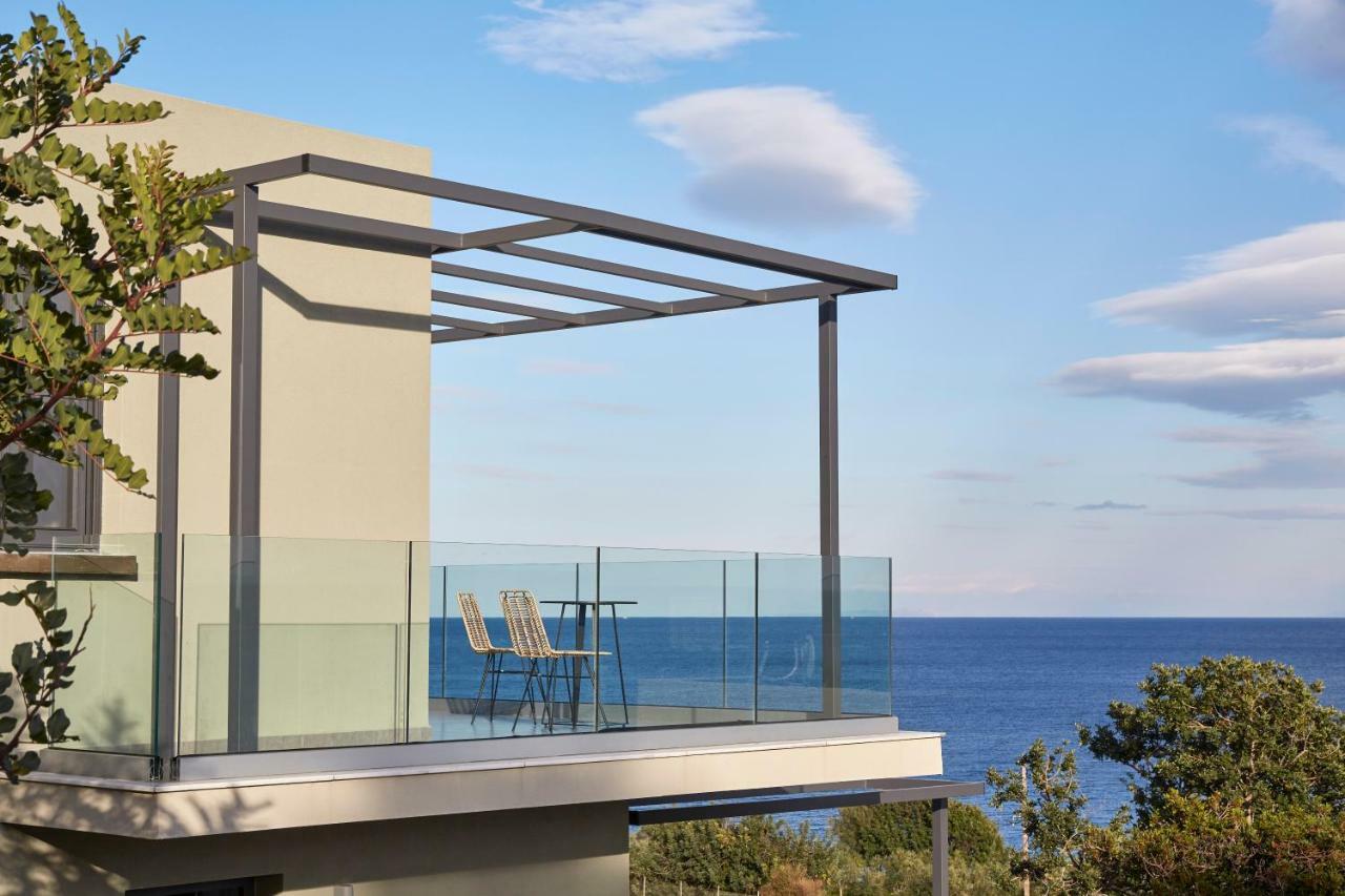 Villa Blue Sea Spathíon 外观 照片
