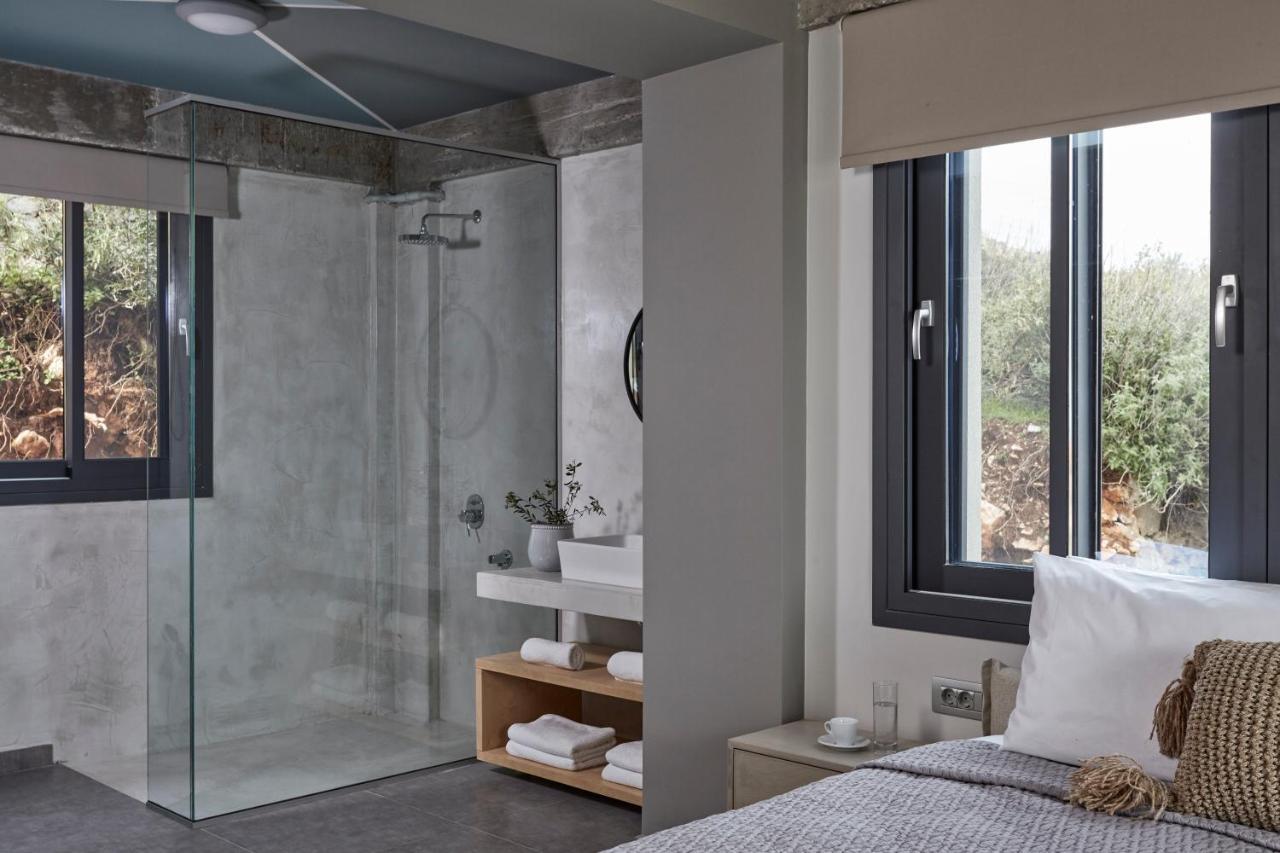 Villa Blue Sea Spathíon 外观 照片